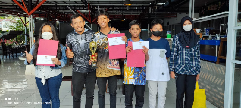 Lima Siswa Spenma Juara Catur