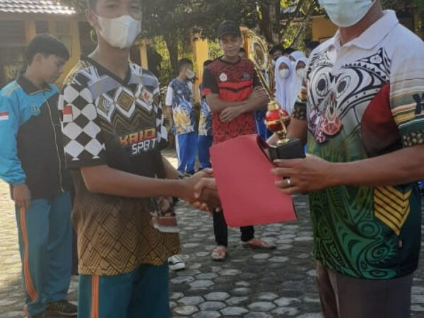 Pelepasan Siswa Spenma yang ke POPDA Provinsi