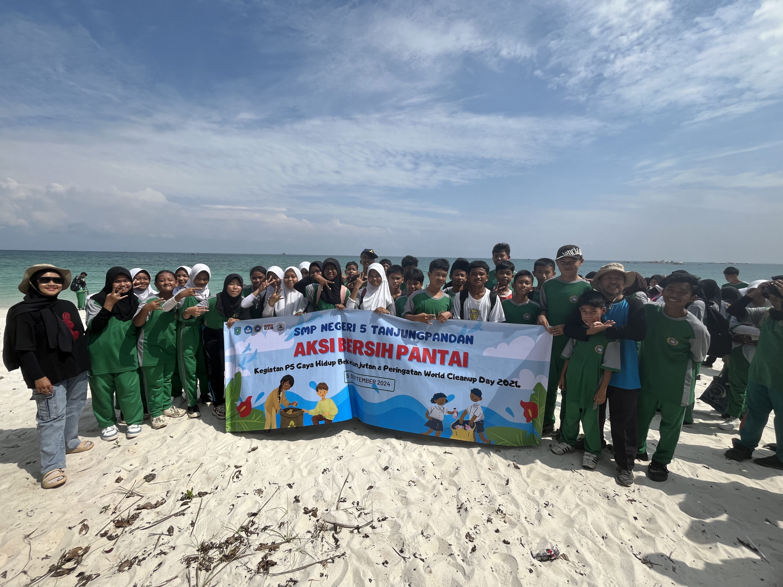 SPENMA MELAKUKAN AKSI WORLD CLEANUP DAY (WCD) SPENMA MELAKUKAN AKSI WORLD CLEANUP DAY (WCD)